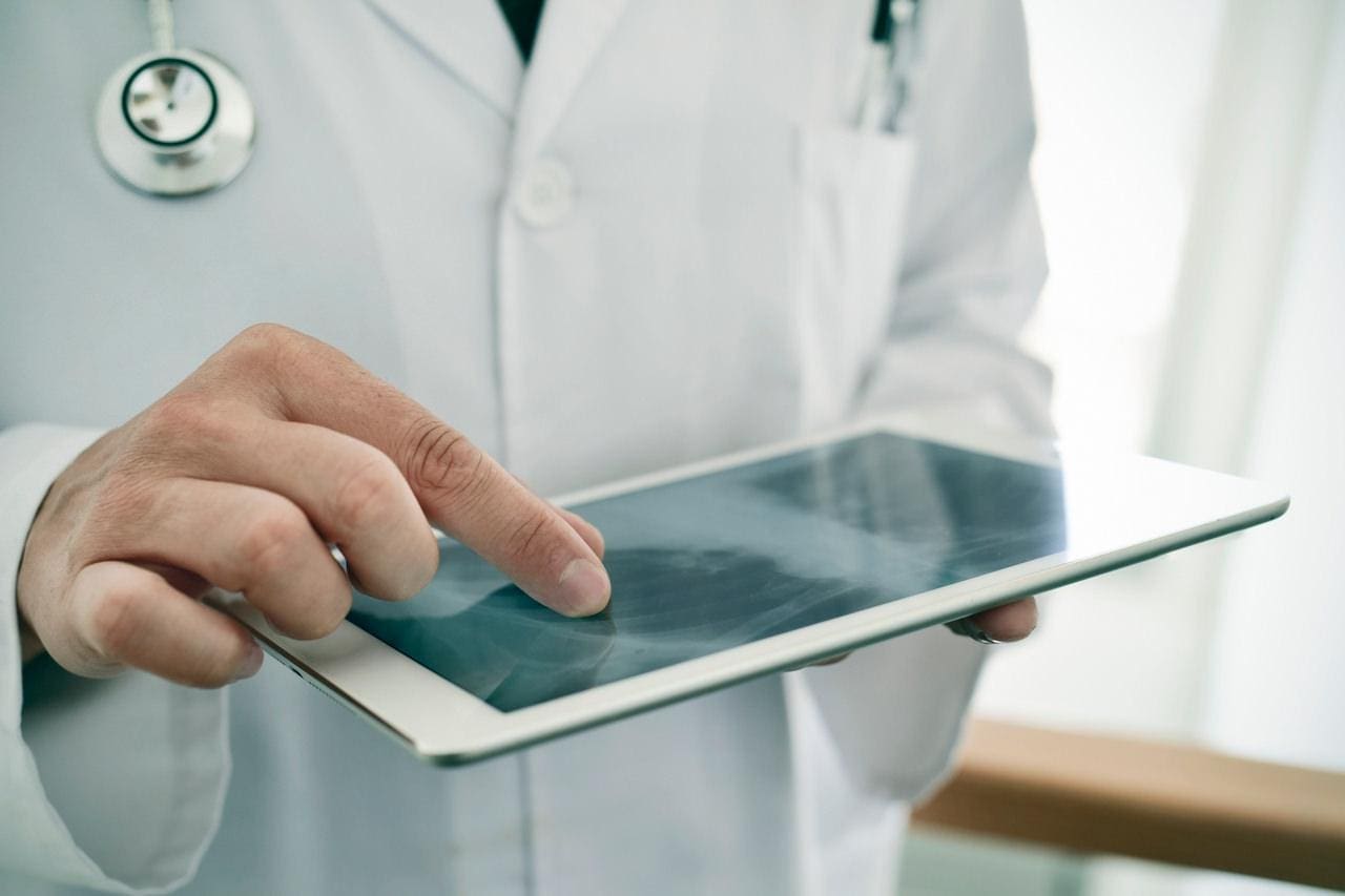Smart hospital IoT device and application